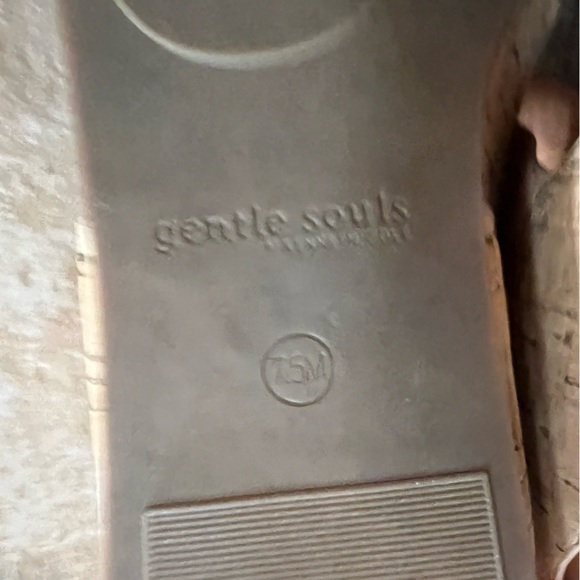 Kenneth Cole Gentle Souls Cork Sandals - Picture 6 of 8